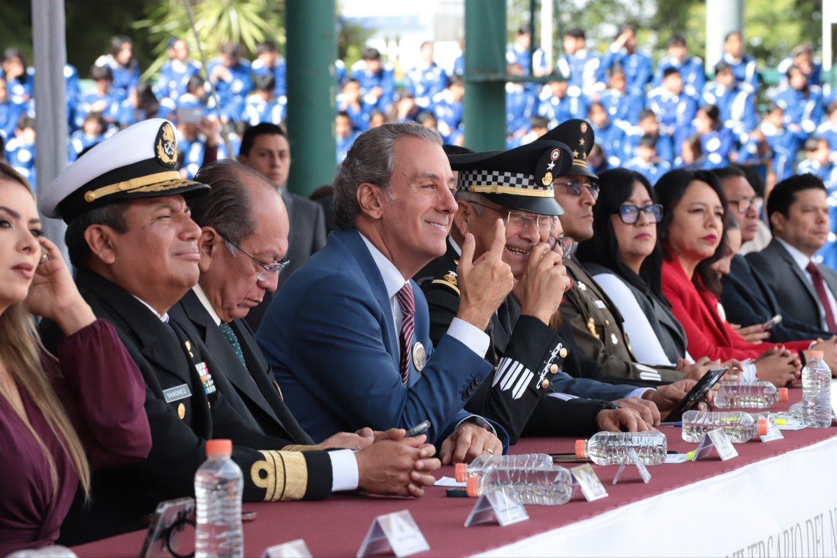pepechedrauimx's tweet photo. 🇲🇽 Hoy rendimos homenaje a la historia y al legado del “Siervo de la Nación”, el General José María Morelos y Pavón, en el 261 aniversario de su natalicio.

Una oportunidad para recordar sus ideales y su importante contribución a la Independencia de México. https://t.co/TO4RLhqp0e