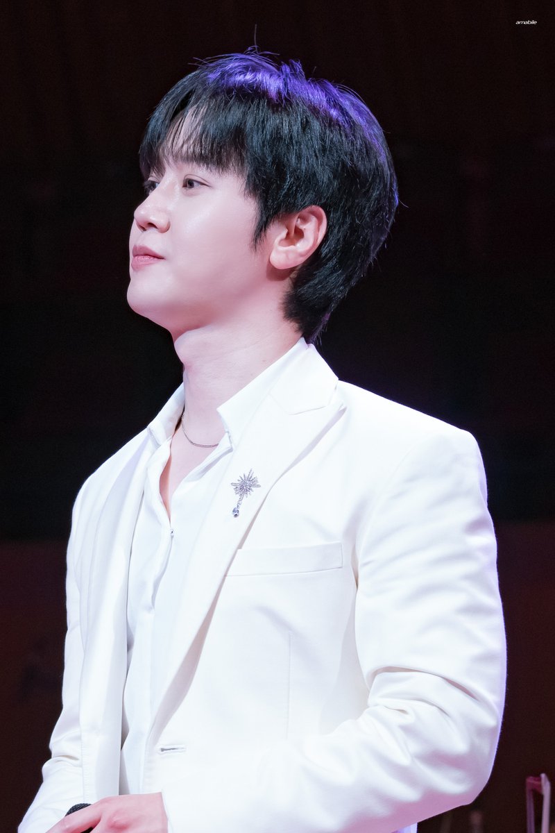 amabile0703's tweet photo. 260930 Phantom Voice 라포엠 in Concert

#라포엠 #최성훈 #LAPOEM https://t.co/2EpvMW1nzd