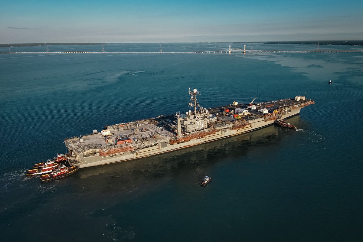 CavasShips's tweet photo. See ya later Harry! USS HARRY S TRUMAN CVN75 being moved across Hampton Roads VA from Naval Station Norfolk to HII Newport News Shipbuilding for her mid-life $5.5 bil Refueling &amp; Complex Overhaul. Not due to come out again until late 2031 https://t.co/A9CV1nPqjU https://t.co/Ftxu9yPy48