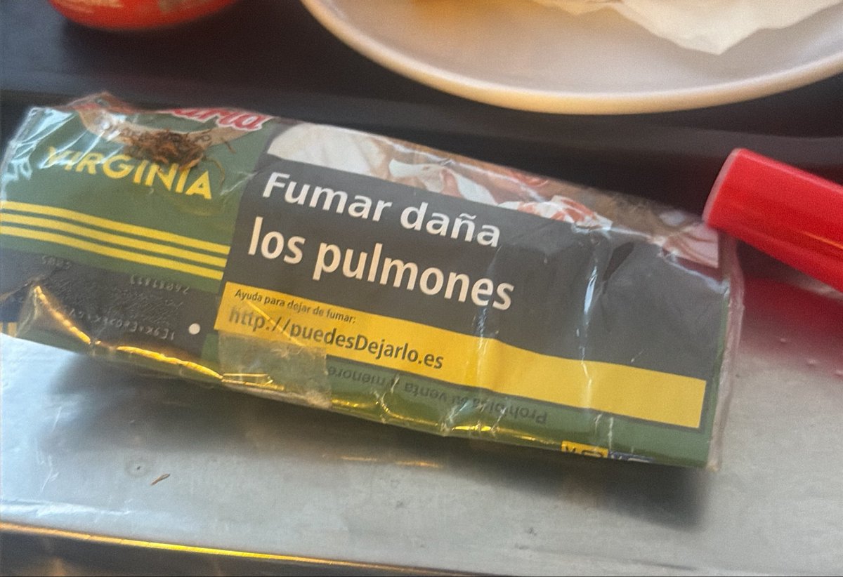 guijarro_pau's tweet photo. Y amar daña el corazón 😔 https://t.co/adpv07DJLi