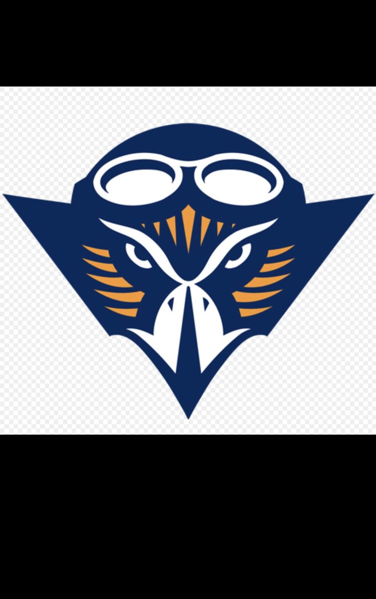 Deshaun_4's tweet photo. After a great conversation with @CoachJCas I am blessed to receive an offer from @UTM_FOOTBALL https://t.co/fCFQT5O6GZ