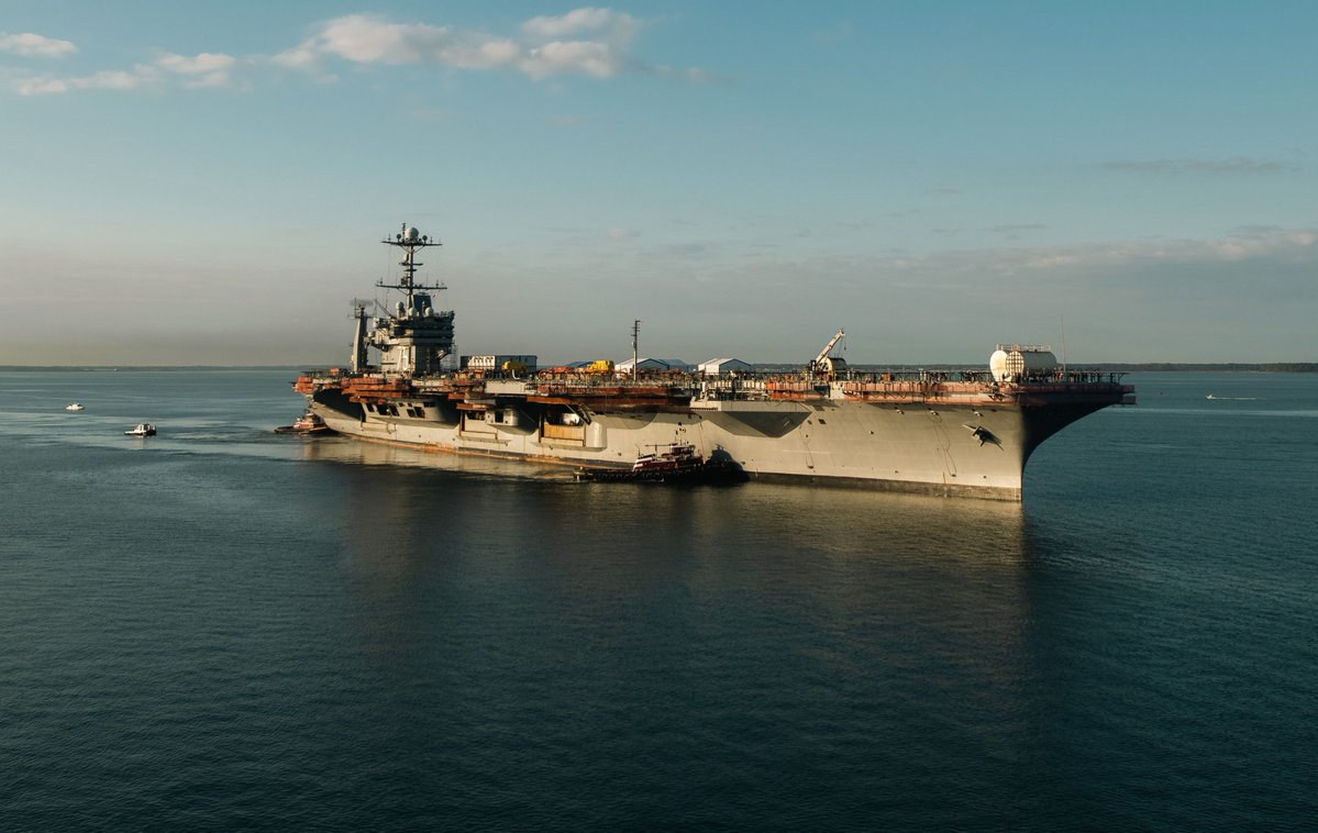 CavasShips's tweet photo. See ya later Harry! USS HARRY S TRUMAN CVN75 being moved across Hampton Roads VA from Naval Station Norfolk to HII Newport News Shipbuilding for her mid-life $5.5 bil Refueling &amp; Complex Overhaul. Not due to come out again until late 2031 https://t.co/A9CV1nPqjU https://t.co/Ftxu9yPy48