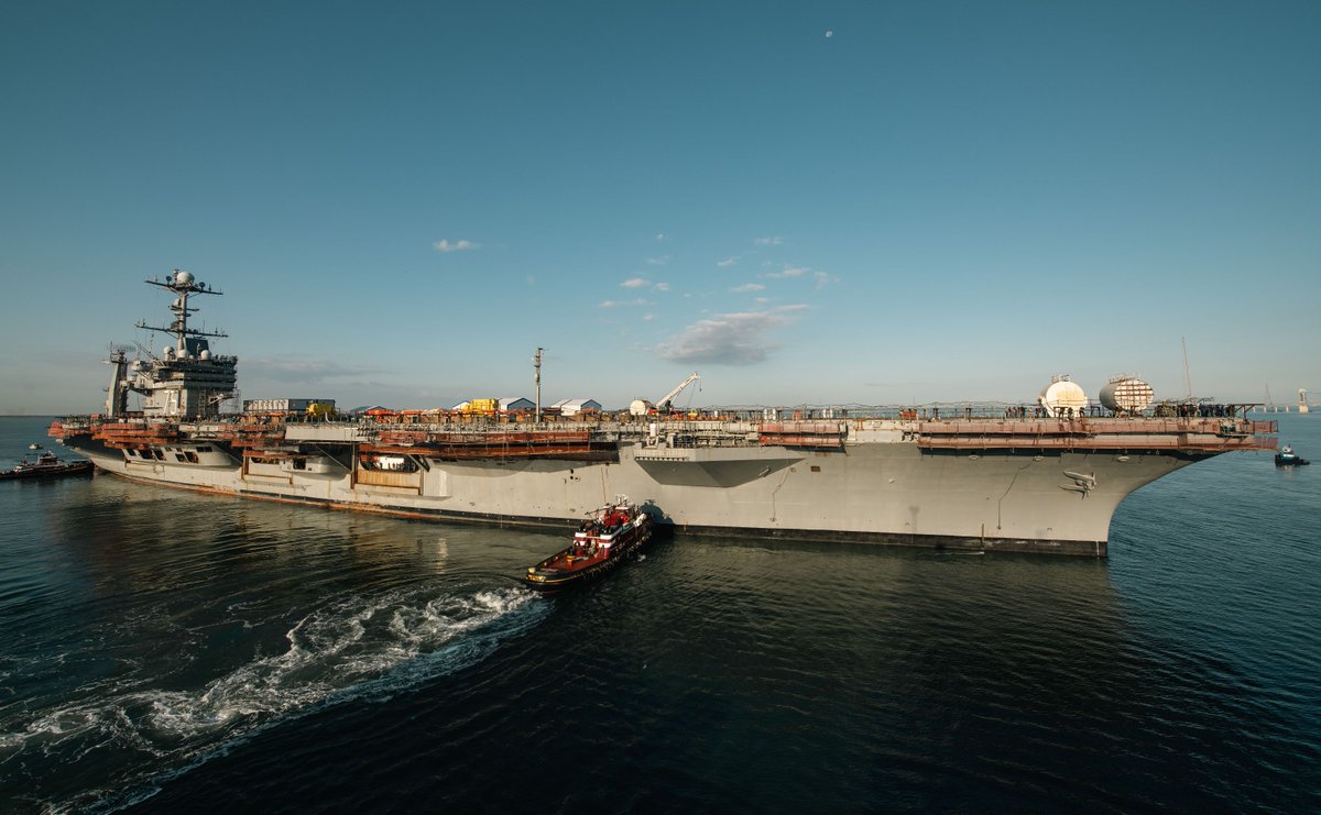 CavasShips's tweet photo. See ya later Harry! USS HARRY S TRUMAN CVN75 being moved across Hampton Roads VA from Naval Station Norfolk to HII Newport News Shipbuilding for her mid-life $5.5 bil Refueling &amp; Complex Overhaul. Not due to come out again until late 2031 https://t.co/A9CV1nPqjU https://t.co/Ftxu9yPy48