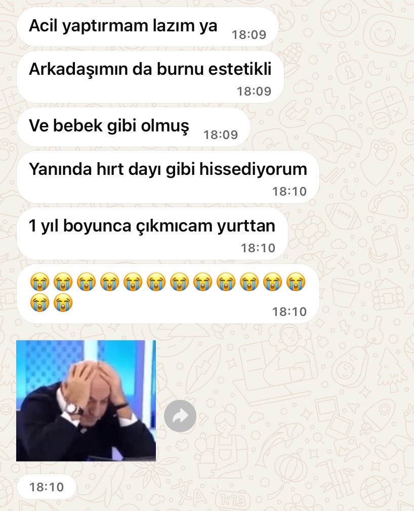 blondiemsh's tweet photo. maalesef biz https://t.co/87ceWvTSez