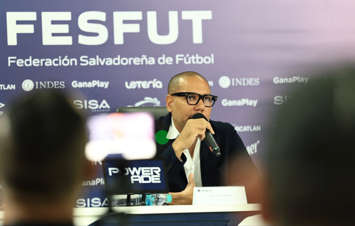 fesfut_sv's tweet photo. 🎙️ | @ybukele:
“Para mí sería descabellado quitar un cuerpo técnico a dos días de un partido tan importante como lo es el partido del día viernes.” https://t.co/0uOttrjVl3