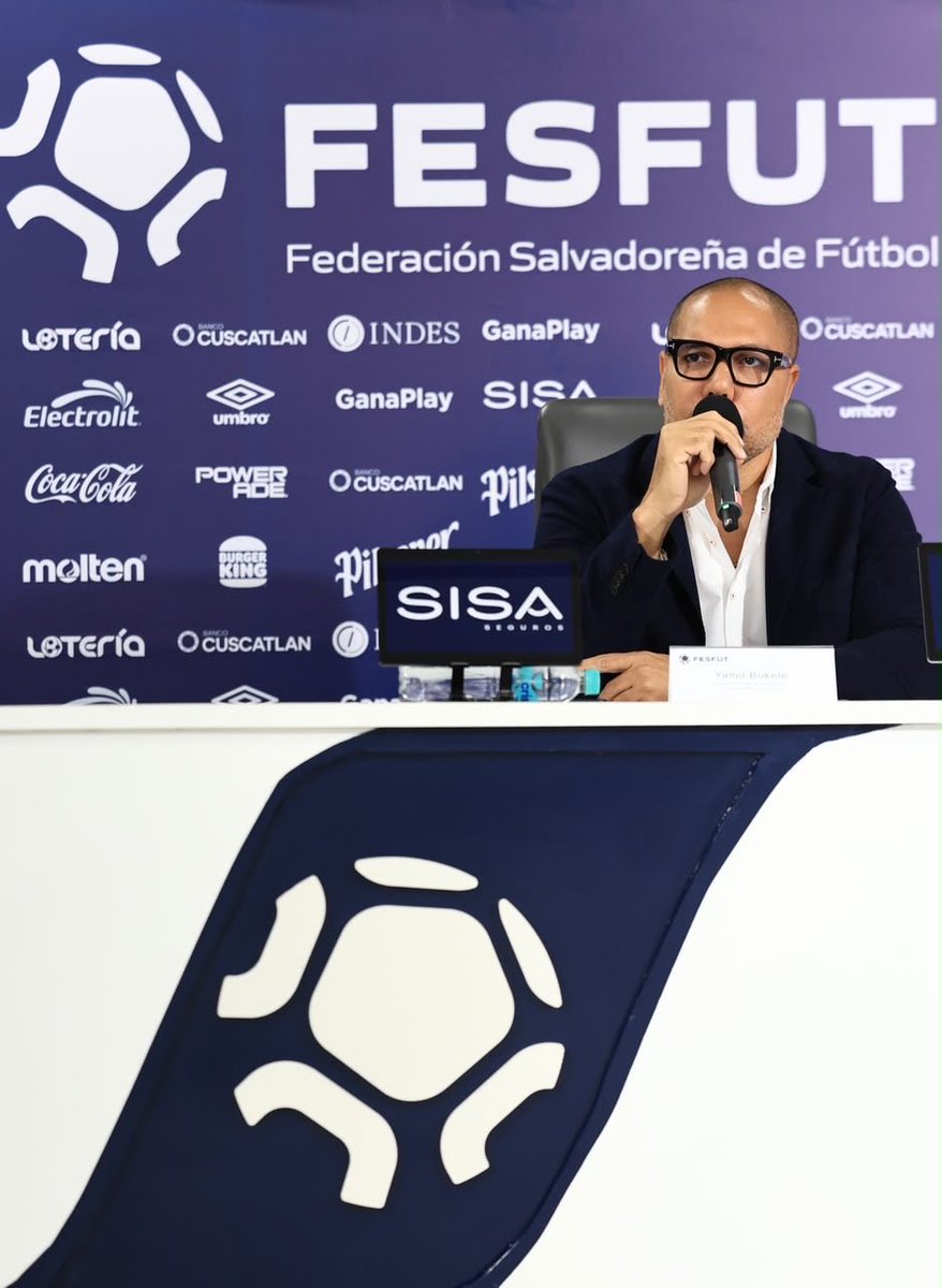 fesfut_sv's tweet photo. 🎙️ | @ybukele, presidente de la FESFUT:
“Bolillo dijo en la reunión —y le tomé la palabra—: ‘Si yo no logro mantener a la Selección Mayor en el Grupo A, yo mismo me voy el día martes’.” https://t.co/m7nFETFVDQ