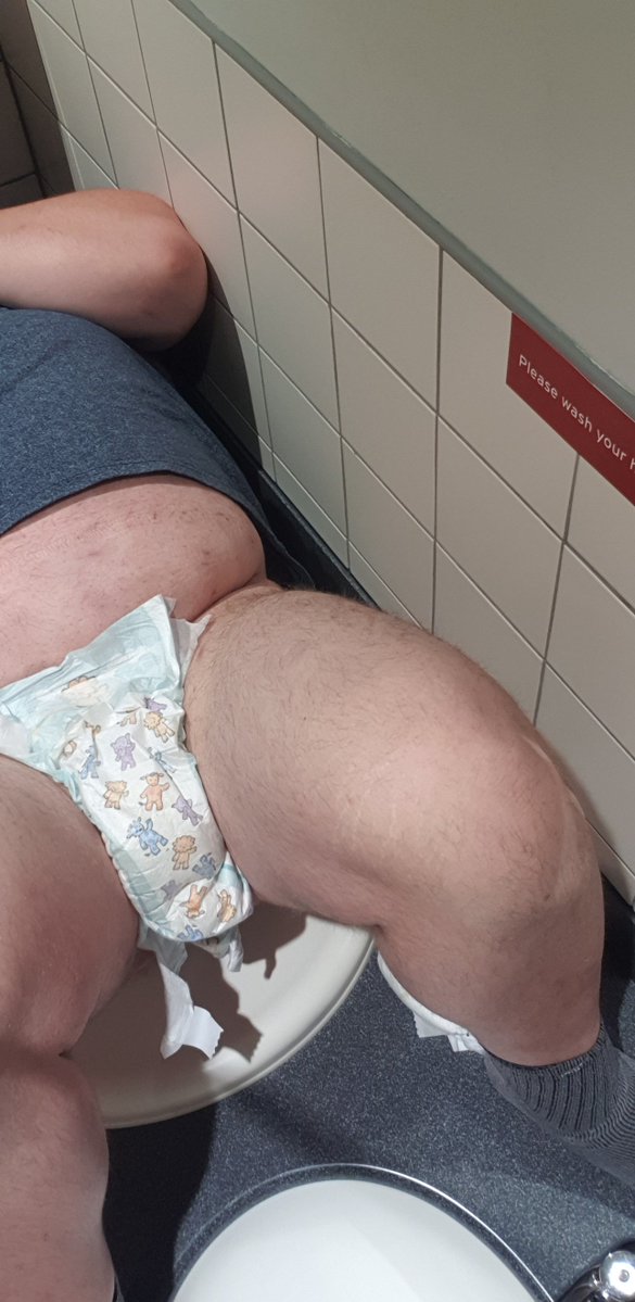 BabyAndyUK's tweet photo. Felt so little having a daddy change my dirty bum bum in a Sainsbury's baby room.  He kept telling me that I wasn't a man, as I'm obviously a big baby who needs a man to clean my baby tinkle up, and get rid of all the nasty wee wees.

#abdl #abdluk #abdlmanchester #ageplay https://t.co/URJQLCslEt
