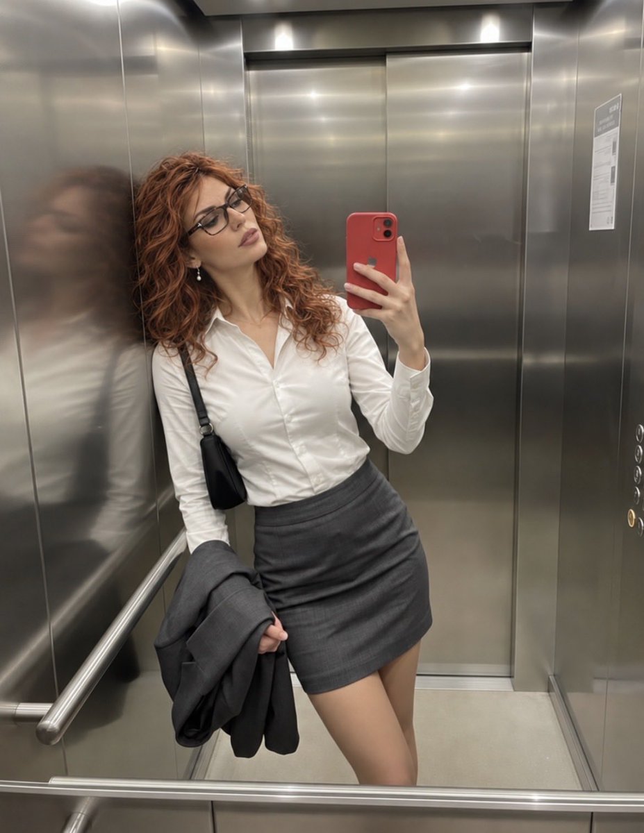 FrancesMura's tweet photo. Buona serata ❤️ https://t.co/ArigewEEZw