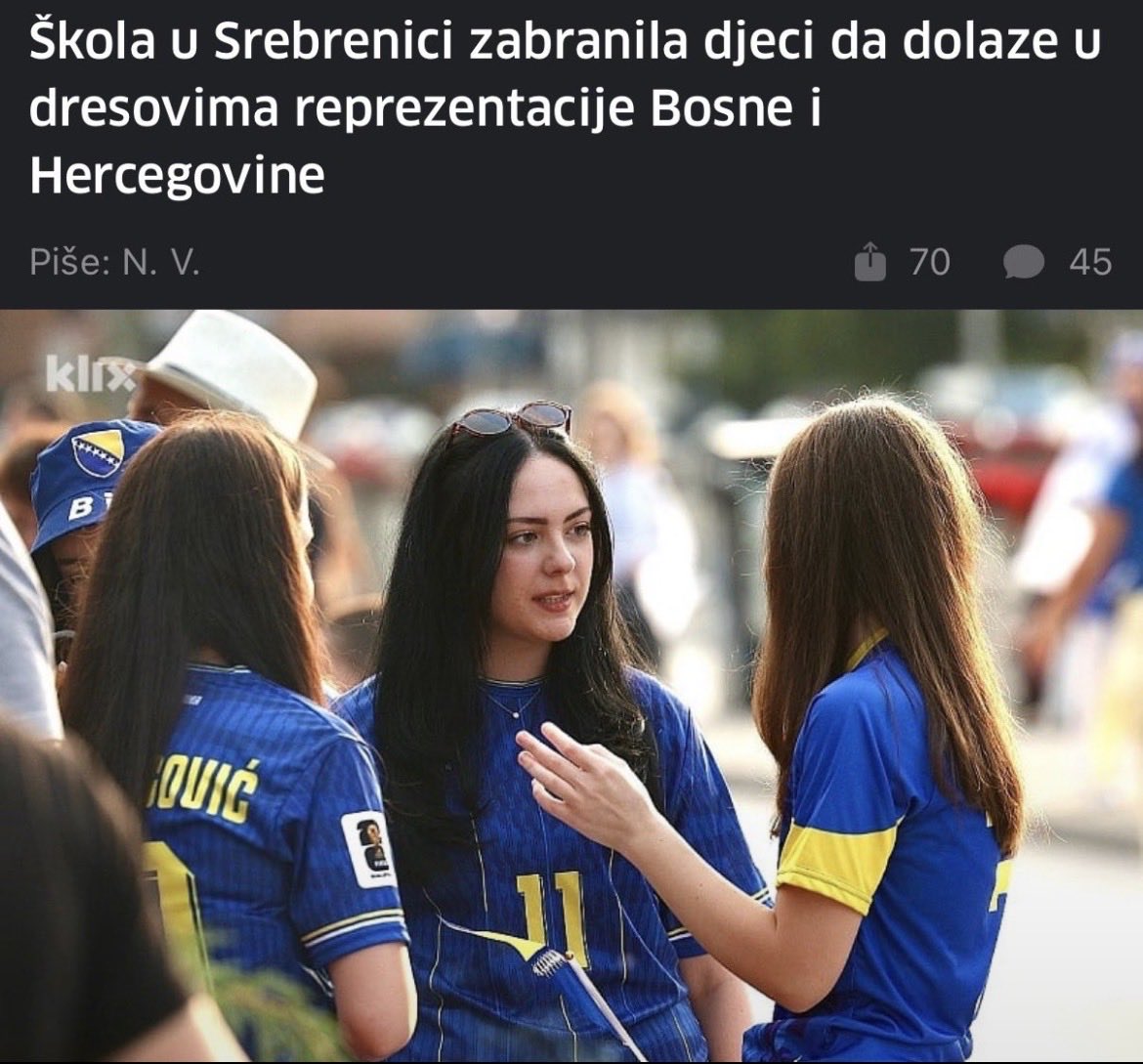 NemamKadJa's tweet photo. Zamislite da u Novom Pazaru zabrane deci u školi da nose dresove naše zemlje, Srbije. Da li su ovi ljudi normalni? Direktorka treba da bude smenjena momentalno.

Uredno dobija platu iz budžeta 🇧🇦, a mrzi tu zemlju. Eto zašto podržavam Bosance. Nije normalno živeti sa budalama.🤷 https://t.co/SLdb2KC3jM
