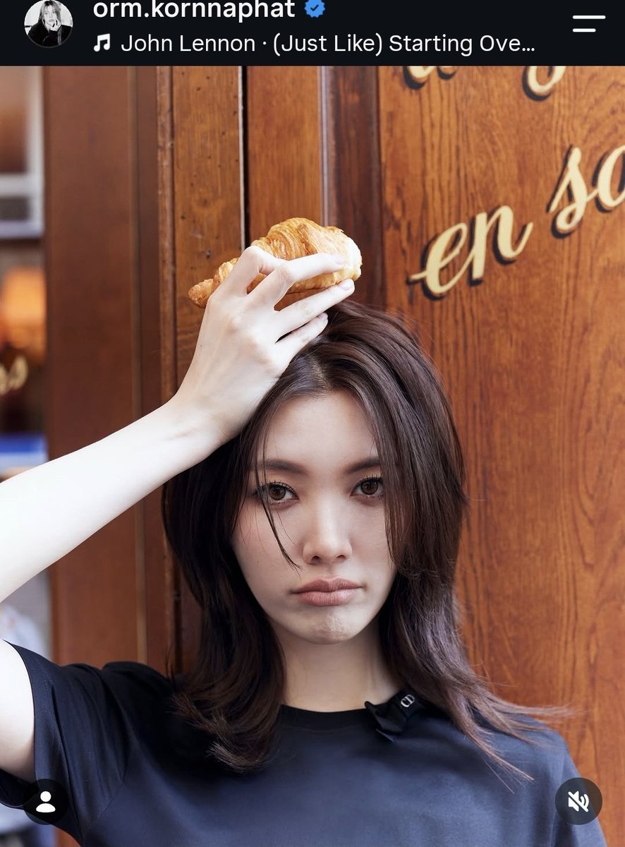 saving_27's tweet photo. Baby so cute and yummyy 🥐

#OrmKornnaphat
#OrmKornnahatDiorSummer27
#DiorSummer27 #Dior #PFW
@ormmormm @Dior https://t.co/ZwC6YmhUox