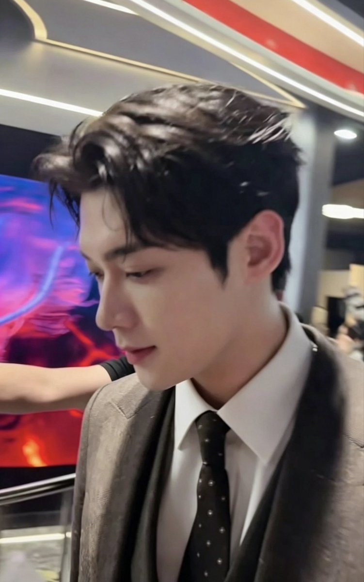 zhhhcuiuun's tweet photo. A beautiful city, a new experience, and so many moments ahead.. ꉂ • ༚ • ིྀต੭

KIM YOON SIK PARIS FASHION WEEK

#KIMYOONSIKPFWSS27
#YOONSIKINPARIS https://t.co/aXDeGXESag