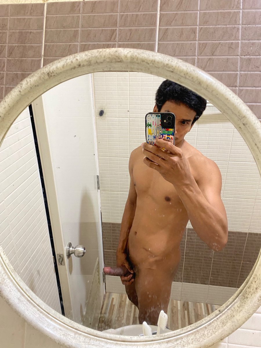 t_kosl's tweet photo. อยากได้ไร ? ไหนพูดมา… https://t.co/mNCGWVKrcf