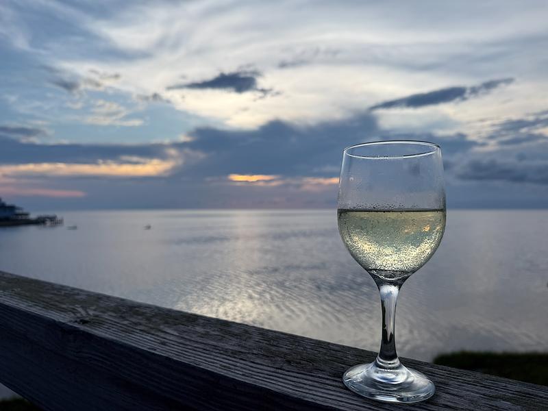glimmerbugart's tweet photo. I’m a finalist in Resort Realty - Outer Banks’s Story Contest. Help me rally votes: https://t.co/h3AjLAQzMj https://t.co/K0W3szZ0O5