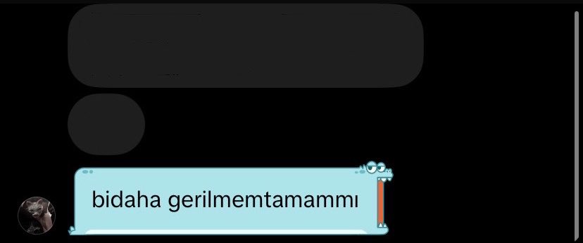 mavizapkan's tweet photo. kızlar ve kavga ederken temasını kaldıran kankaları https://t.co/QW1Cry4kxj