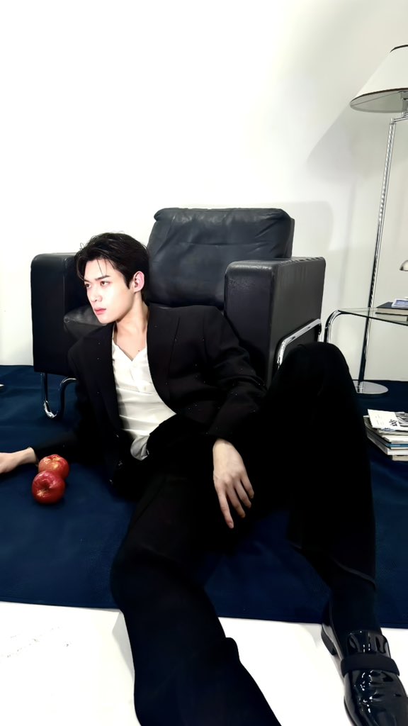 wmyeah1's tweet photo. 김윤식의 파리 행보 하나하나가 모두 기대돼요. 모든 순간이 특별하게 남길 바랄게요🩵😽(o^^o)

WELCOME KIM YOON SIK TO PARIS

#YOONSIKPFWSS27
#KIMYOONSIKINPARIS https://t.co/E15hr7PQDD