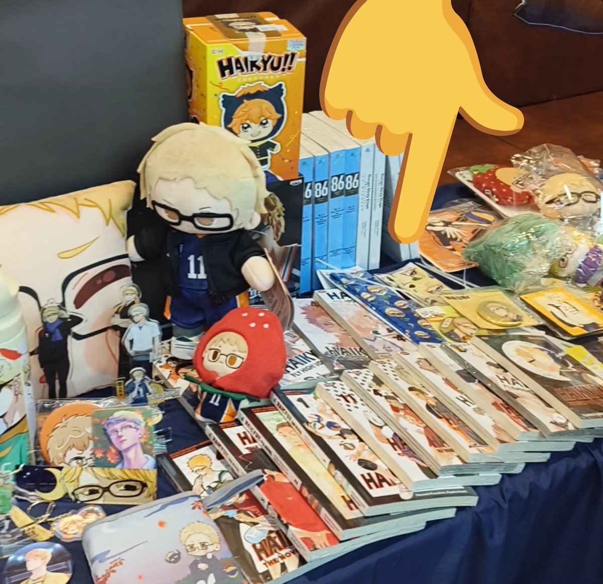 yellowpinkleaf's tweet photo. #latepost
Di tengah perkuliahan & kerjaan yg jedarr jederr 😵💫🤯💥, Alhamdulillah masih sempat bikin freebies🤏 dn gift buat tsukishima Kei event kemaren.
Smoga yg nerima gift dn freebiesnya sukaa, yaa.. 🥺🙏️💛💙.
✏Art by: @kzzenaaxxsiap
#OnceInABlueTsukki https://t.co/mxvHgc7oU3