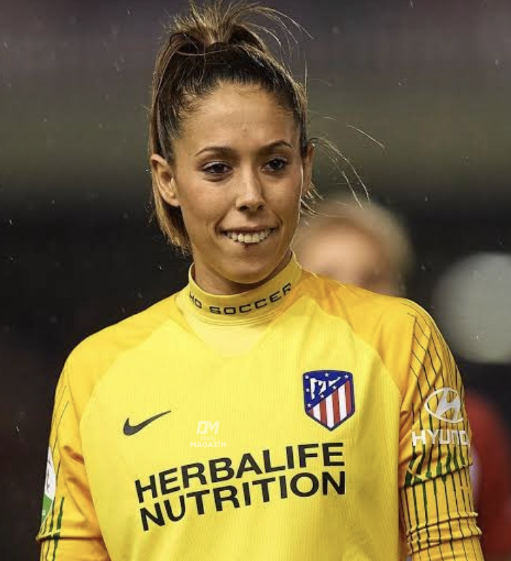 5emma704's tweet photo. Falaram que tem um vazado da Jogadora do Barcelona Claudia Pina, isso é real? Necessito ver esse vazado ⏳

Part 2/3:45 video clip🍒
https://t.co/VVG6Ek7BdY https://t.co/LjlmxRiFyu
