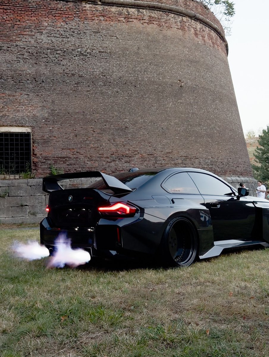 ApexDistrictX's tweet photo. Batman’s new daily. 🦇 https://t.co/wB9x7gJAZr