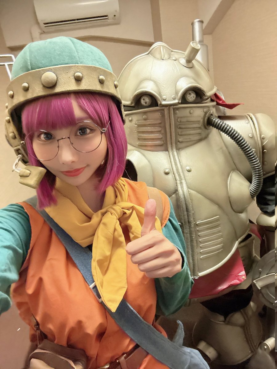 raimu_charlotte's tweet photo. ルッカ＆ロボ。 https://t.co/QzRV0BG2ul