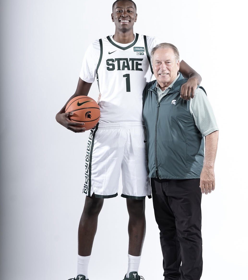 richflanagan33's tweet photo. 2027 @WoodBoysBball F @jaydnjenkins_ has committed to @MSU_Basketball, per @DushawnLondon1.

The 6-10 @Wood_Vikings forward avg. 9.6 ppg, 6.8 rpg &amp; 3.6 bpg last season. The No. 64 ranked prospect in ‘27 recorded 89 blocks a season ago. @PCLAthletics -> @B1GMBBall https://t.co/0lLL8mXVr2