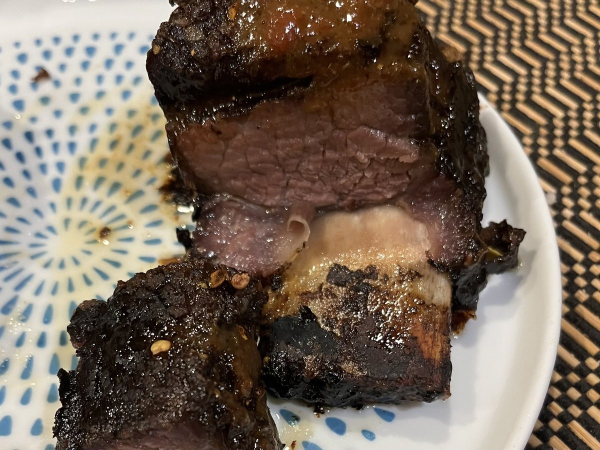 theheinekentom's tweet photo. Not falling apart, not braised, no crockpot.

Four hour marinade, four hour cook at 250 degrees, using blue carbon steal as the baking pan… beef short ribs. https://t.co/uQ6wv5Nrs7