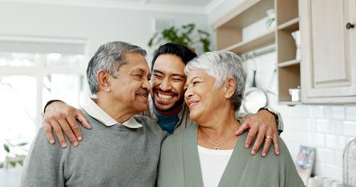 Wealth_Guide_'s tweet photo. Parents and financial advisors can help young people establish a strong financial game plan when first leaving home. https://t.co/krkbXbtY3W https://t.co/gcTNdAHZIw