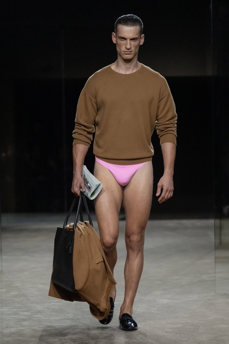 georaama's tweet photo. Men in thongs are back on runways (Tom Ford ss27) https://t.co/j5UQoJoIt2