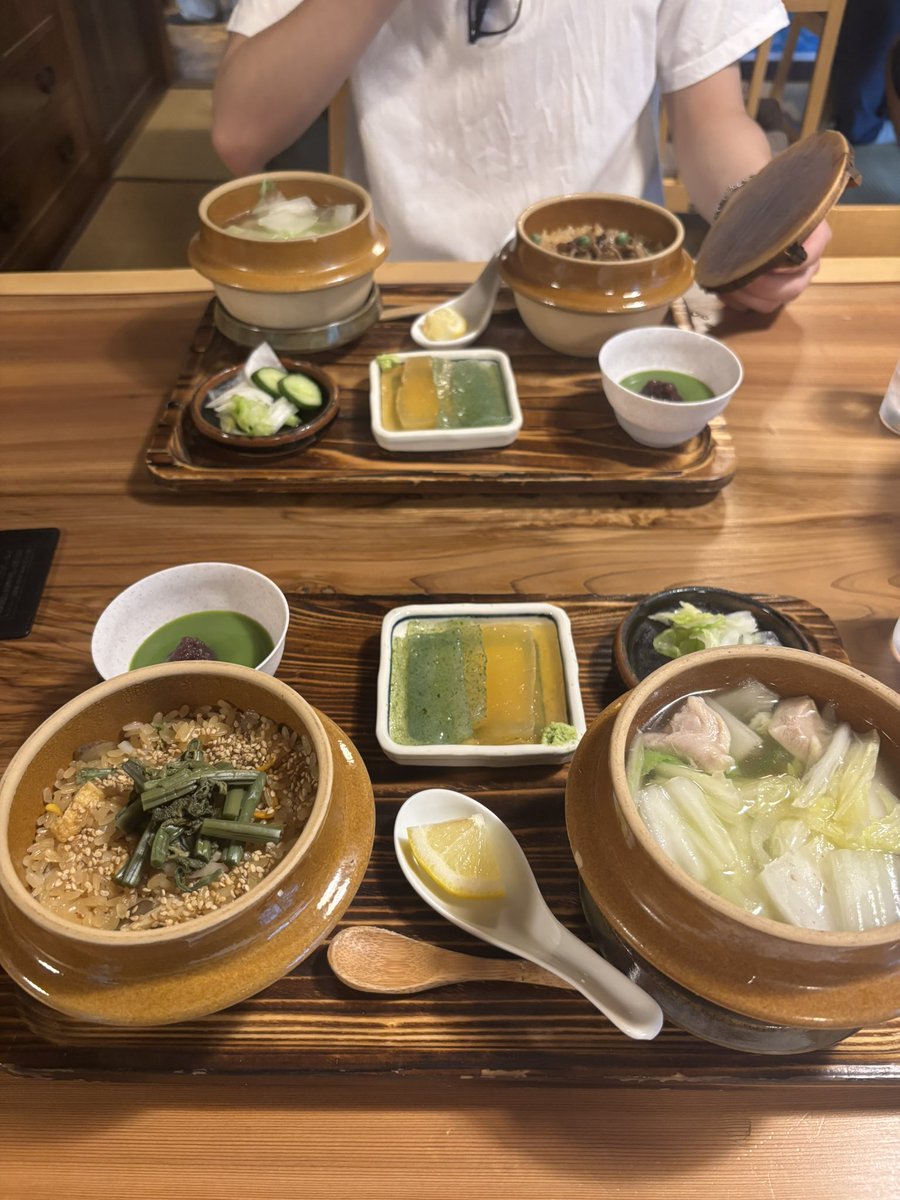 ___iam_me_u's tweet photo. 一緒に過ごすはじめての夏、終 https://t.co/2NI2tltait