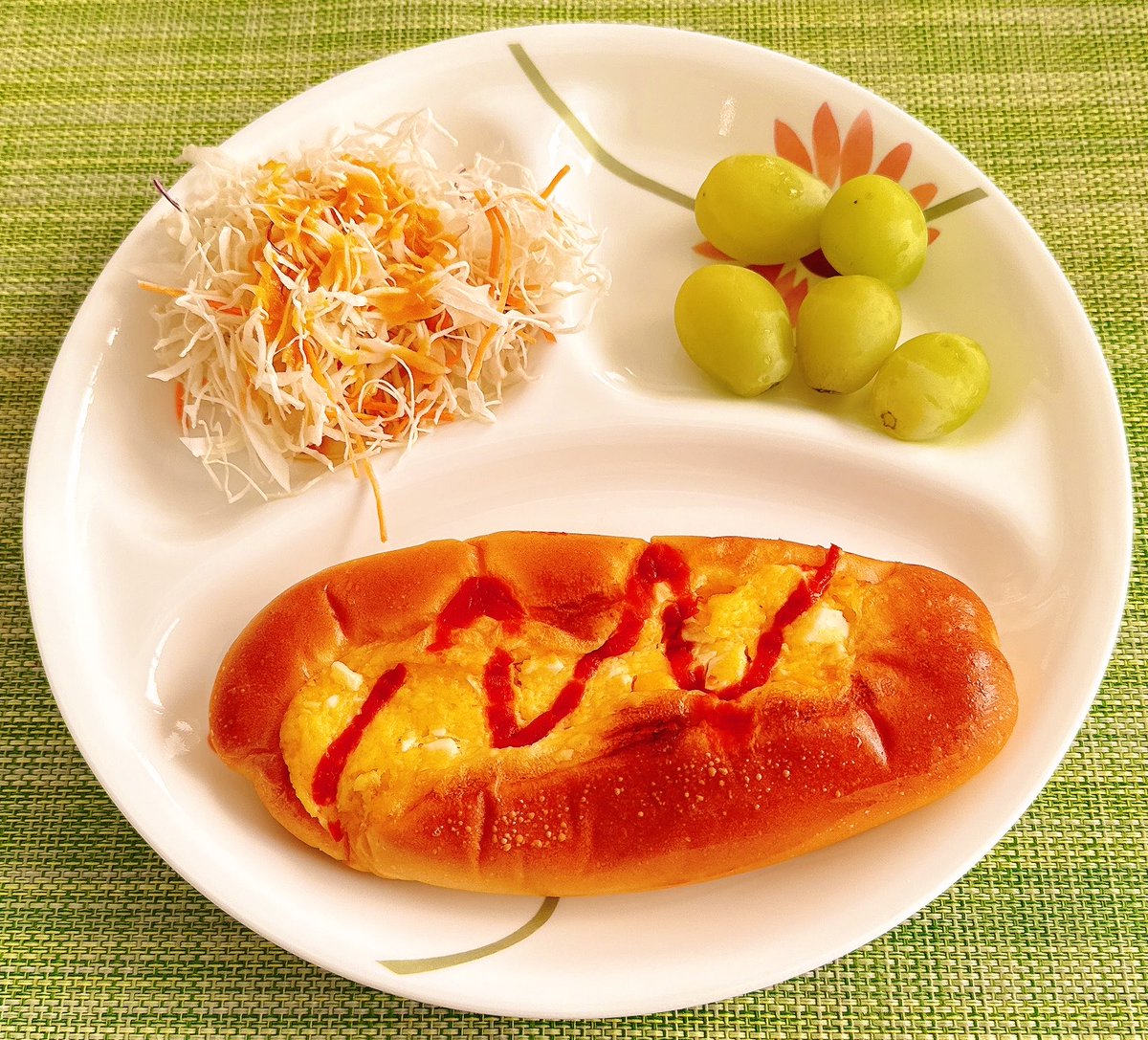 Toshiro_O's tweet photo. 朝ごはん
#朝ごはん #朝食 
#朝ごはんしっかり食べよう https://t.co/aiiM65gUaO