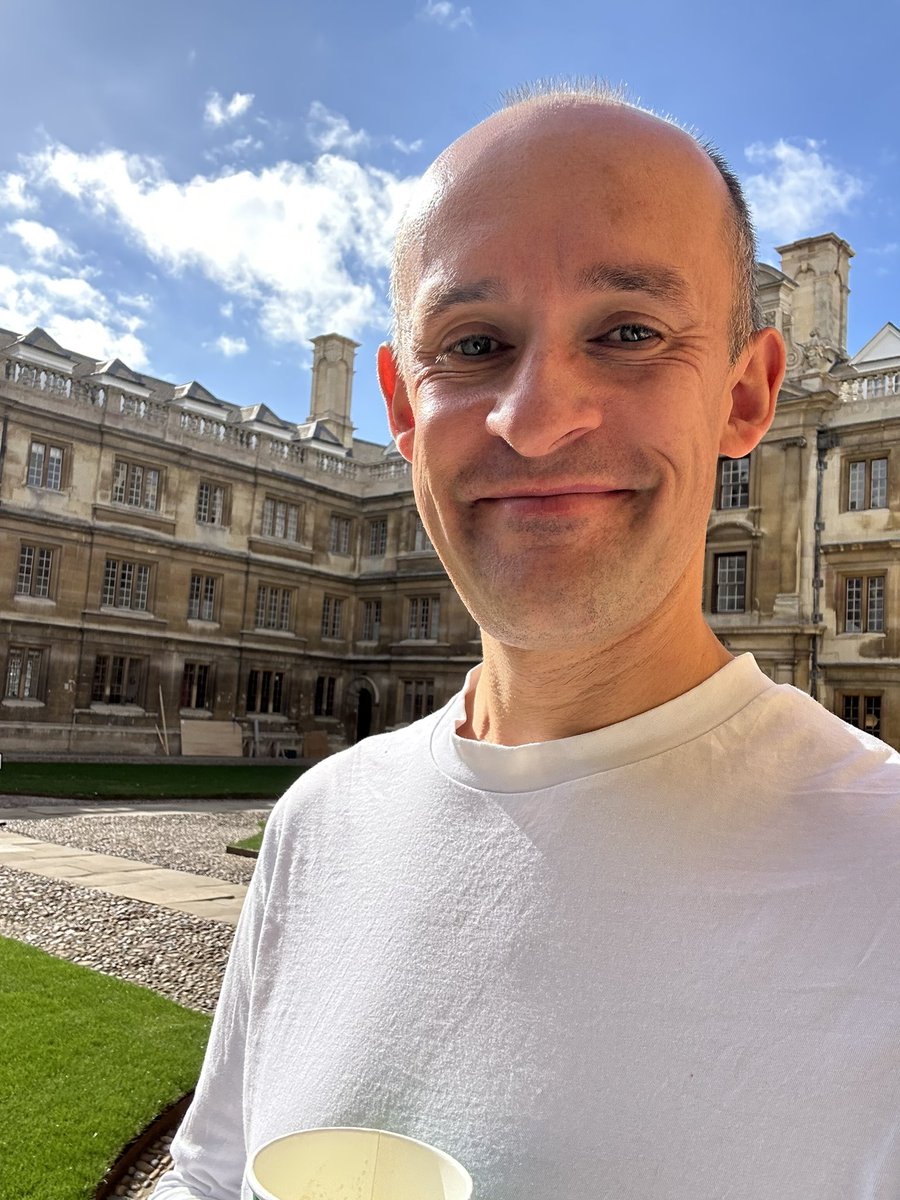 mrgrahamross's tweet photo. 17th year here we go! Wonderful first day with my new @ClareChoir troops https://t.co/Od2UVYrpri