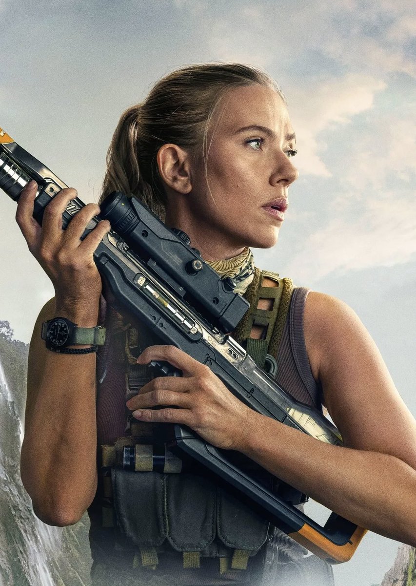 DiscussingFilm's tweet photo. Anne Hathaway says she would love to star alongside Scarlett Johansson in an upcoming ‘JURASSIC WORLD’ film.

“Maybe I could bring my dino knowledge to Jurassic World.”

(Source: @GMB) https://t.co/IGQkotyF2j