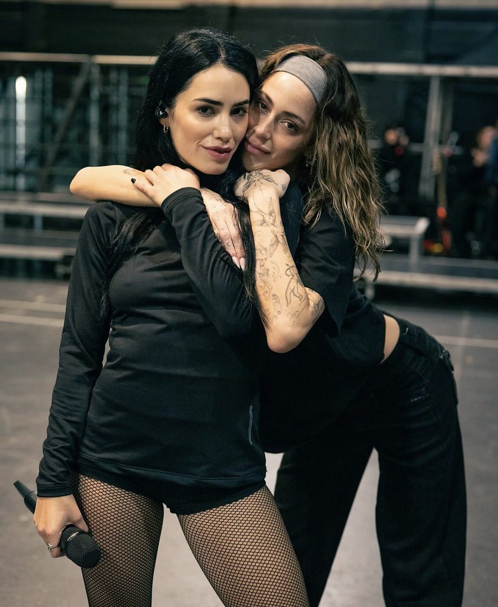 solistastoessel's tweet photo. así lucen las reinas de Argentina https://t.co/faM7NjeQGy