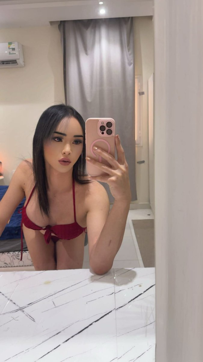 gusellys's tweet photo. #ladyboy_jeddah #jeddah_ladyboy 
 #ladyboy_both_in_jeddah 
 
🦄🦋🤩 https://t.co/9puJFNZnMN
