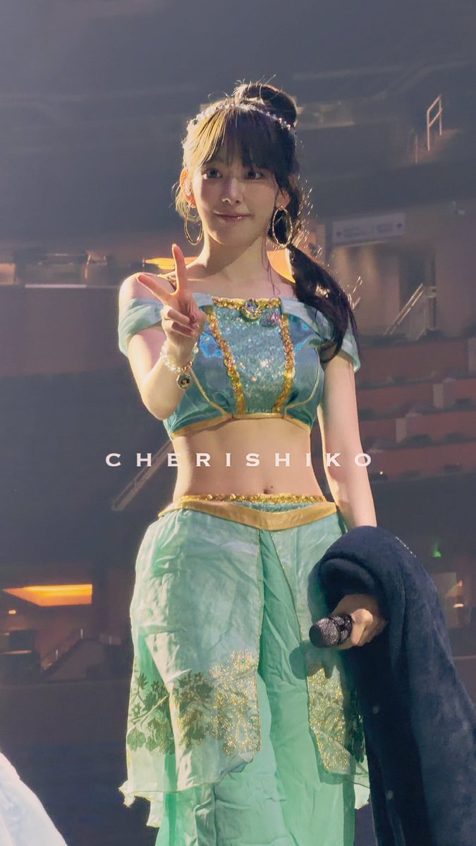 cherishiko39's tweet photo. 260930 Princess Jasmine😽🌸

#사쿠라 #SAKURA #宮脇咲良
#르세라핌 #LE_SSERAFIM 
#PUREFLOW_IN_ORLANDO https://t.co/wTYy6n0QGf