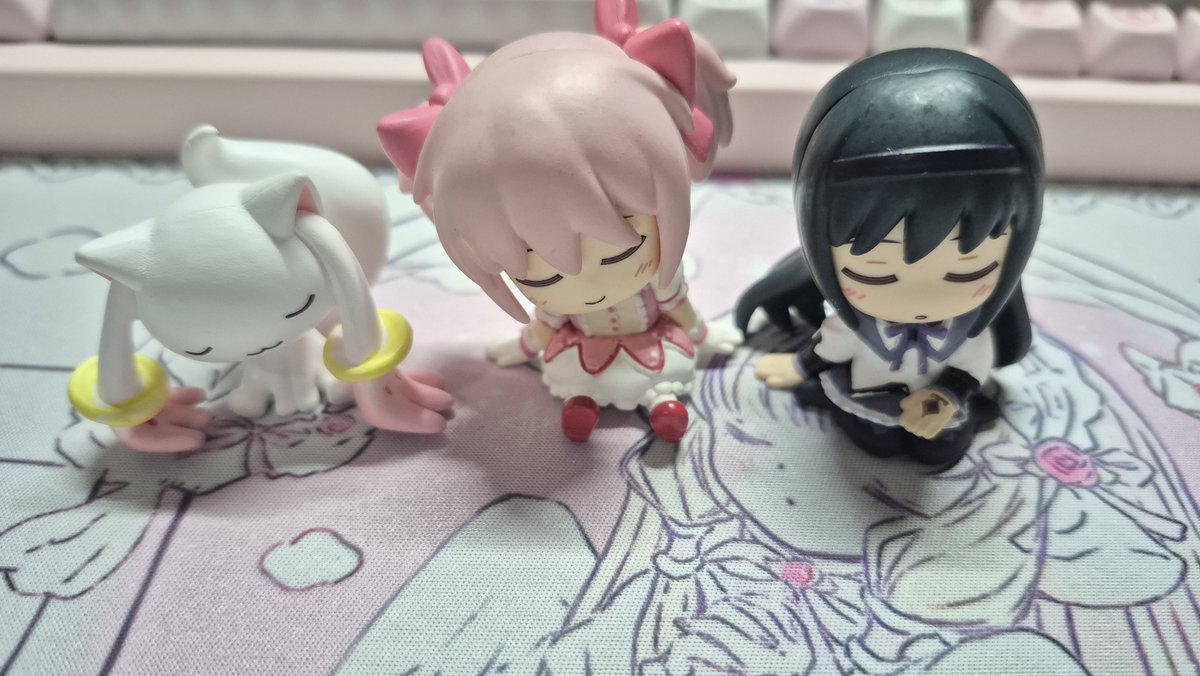 akecats's tweet photo. madohomu miniatura para a coleção https://t.co/2jl8WWu8e8