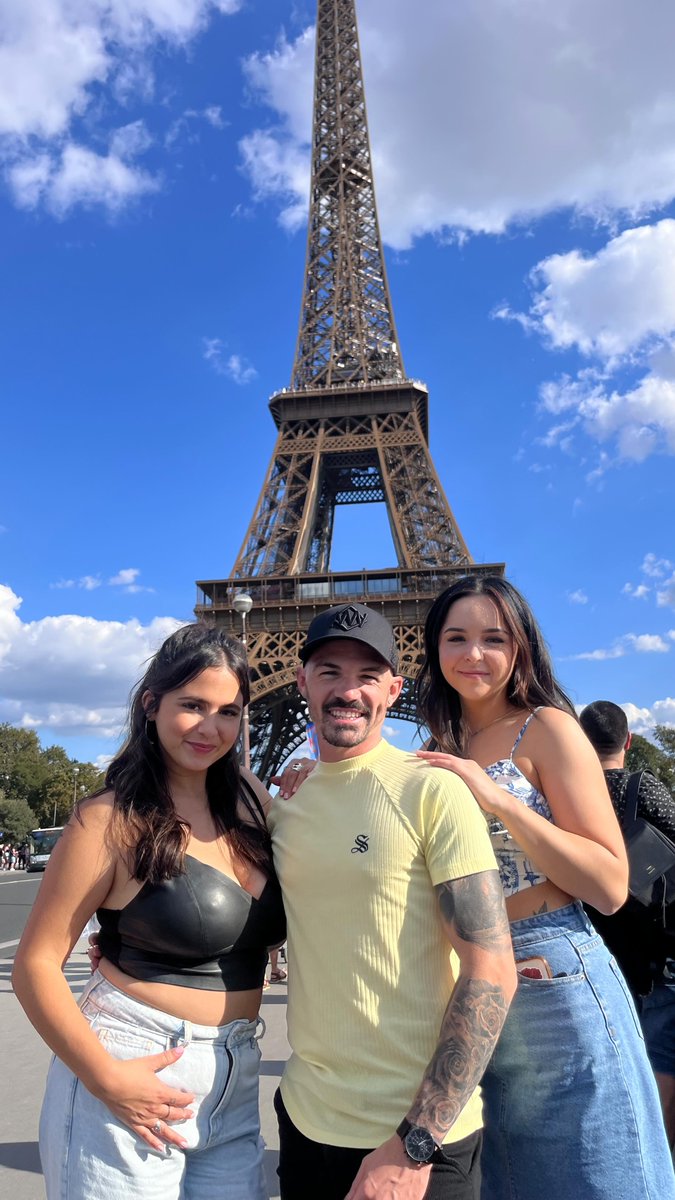 donn_camp70104's tweet photo. PARIS 🇫🇷♥️🇫🇷....... #paris #funnyvideos #hairdresser #parisfrance #parisvibes #goodvibes #paristourisme #parisdance #danse https://t.co/Xv1rgURAyH