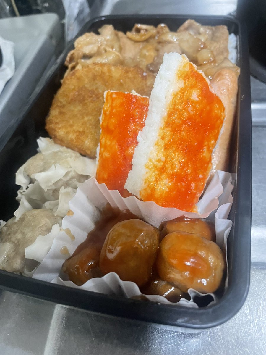 hanwarin's tweet photo. 今日のお弁当 https://t.co/VgSe40QG4B