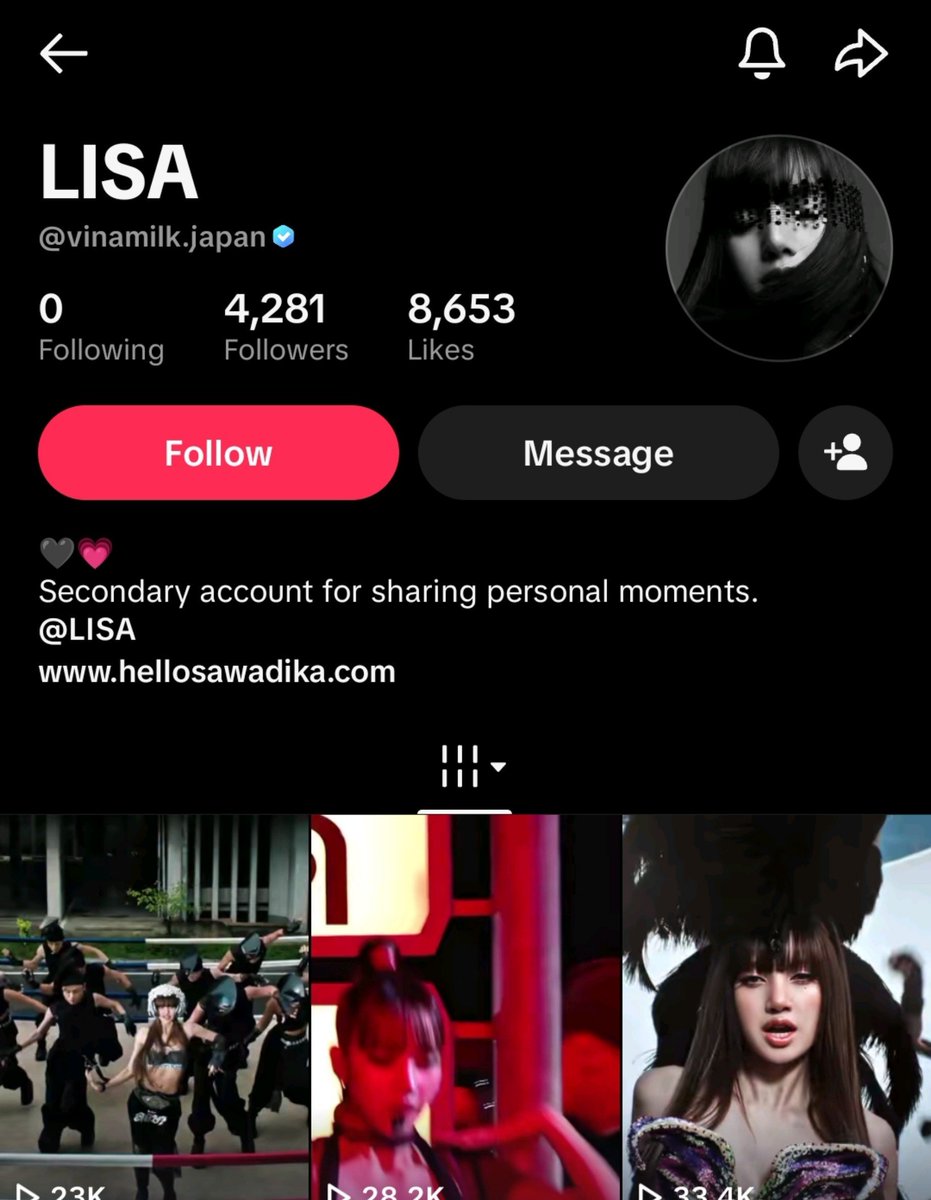 lora327_'s tweet photo. can you report this Vietnamese scammer who’s pretending to be Lisa on tiktok?he even got his account verified. https://t.co/dounkmgWpX