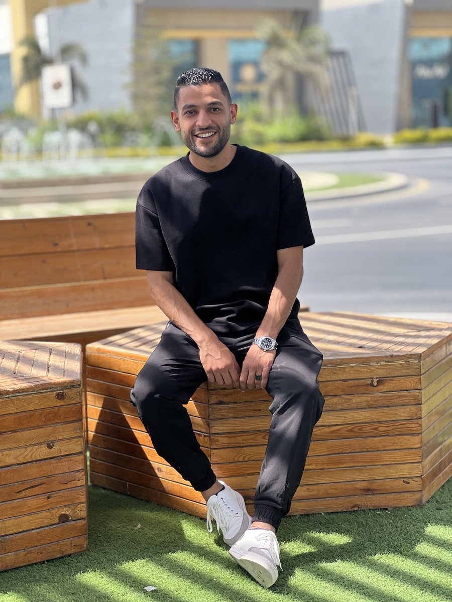 amr38072's tweet photo. من اكتر الصور الأقرب لقلبى 🖤🖤 https://t.co/2VhtCJ1jwx