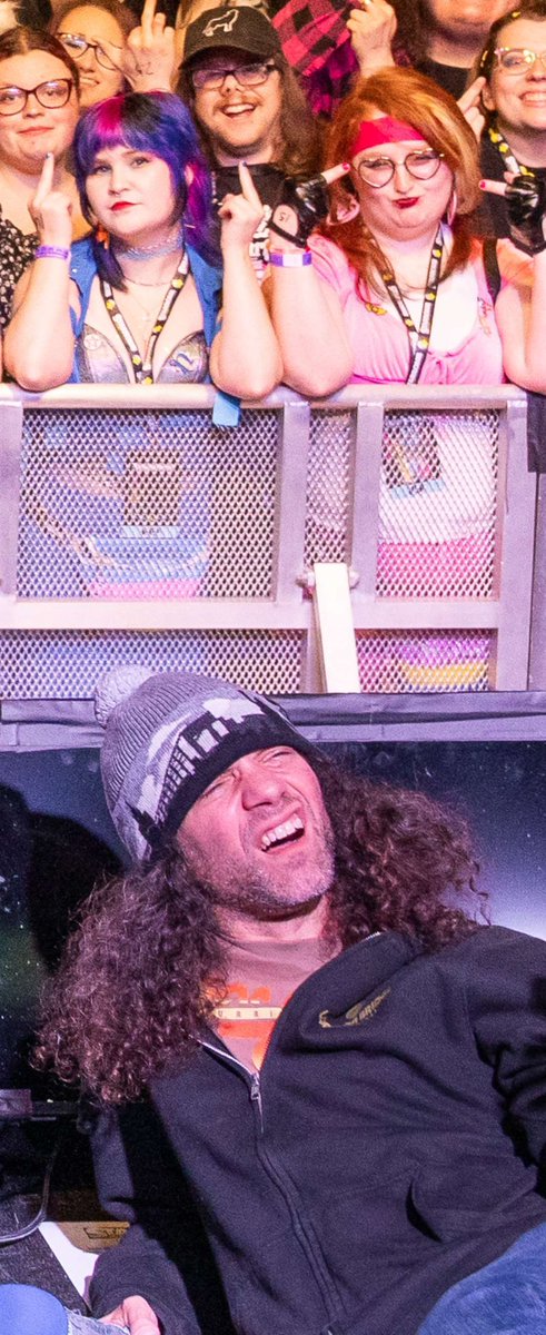 LettersToSalem's tweet photo. Screaaamming!!! #STARBOMB https://t.co/d4LIrRK8iM