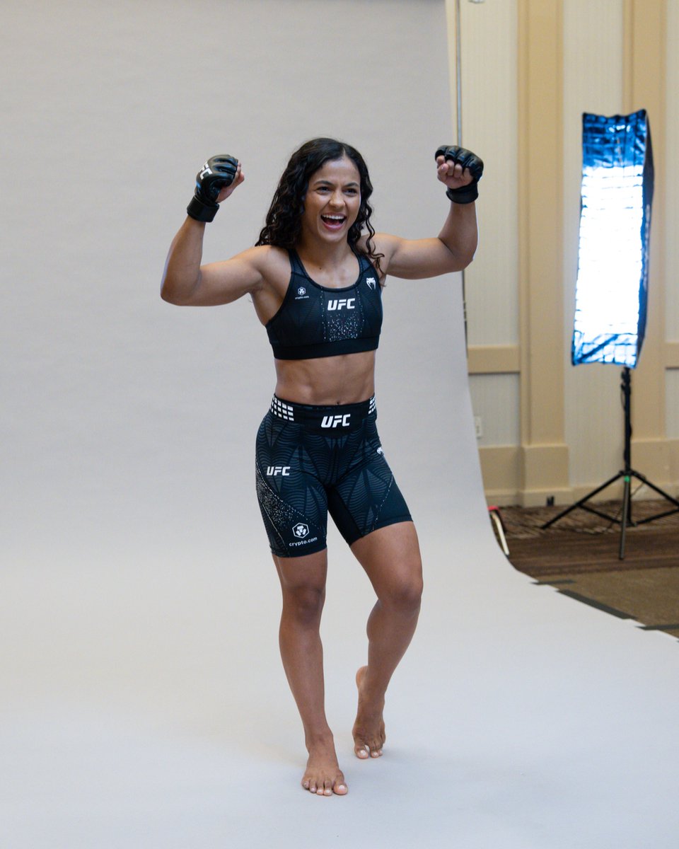 As confident as ever 👊

@​NataliaSilvaUFC aims to stay unbeaten in the UFC and walk away with gold at #UFC332!

[ OCT 3 | LIVE at 8pmET on @​ParamountPlus and 