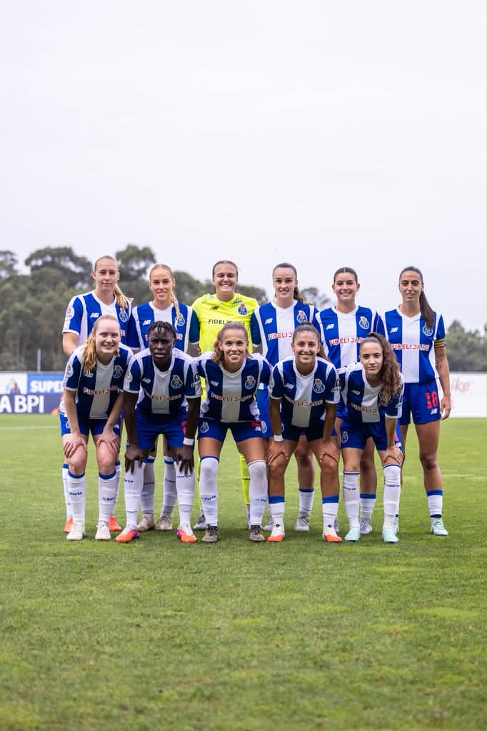 USUSoccer's tweet photo. Aggie alumni Cora Brendle and Taylor Rath met on the pitch on Sunday when FC Porto faced Racing Power FC in Portugal
Both players started in goal for their respective teams, and both earned shutouts in a 0-0 draw!
#AggiesInThePros https://t.co/0eD26TXpZN