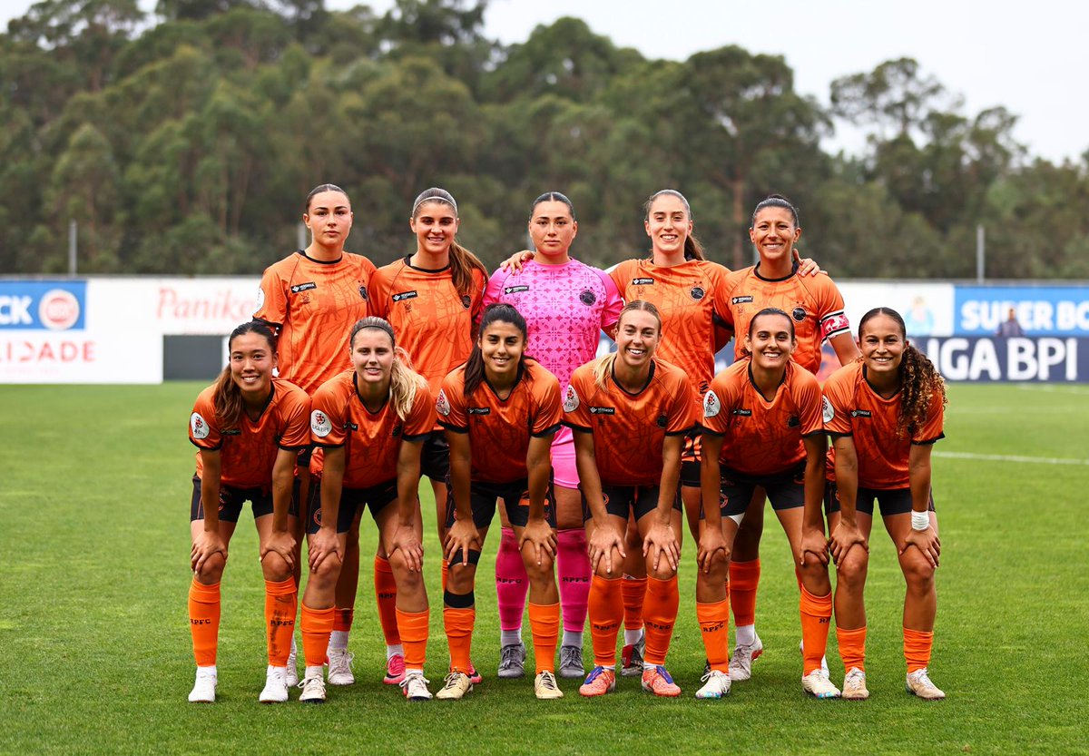 USUSoccer's tweet photo. Aggie alumni Cora Brendle and Taylor Rath met on the pitch on Sunday when FC Porto faced Racing Power FC in Portugal
Both players started in goal for their respective teams, and both earned shutouts in a 0-0 draw!
#AggiesInThePros https://t.co/0eD26TXpZN