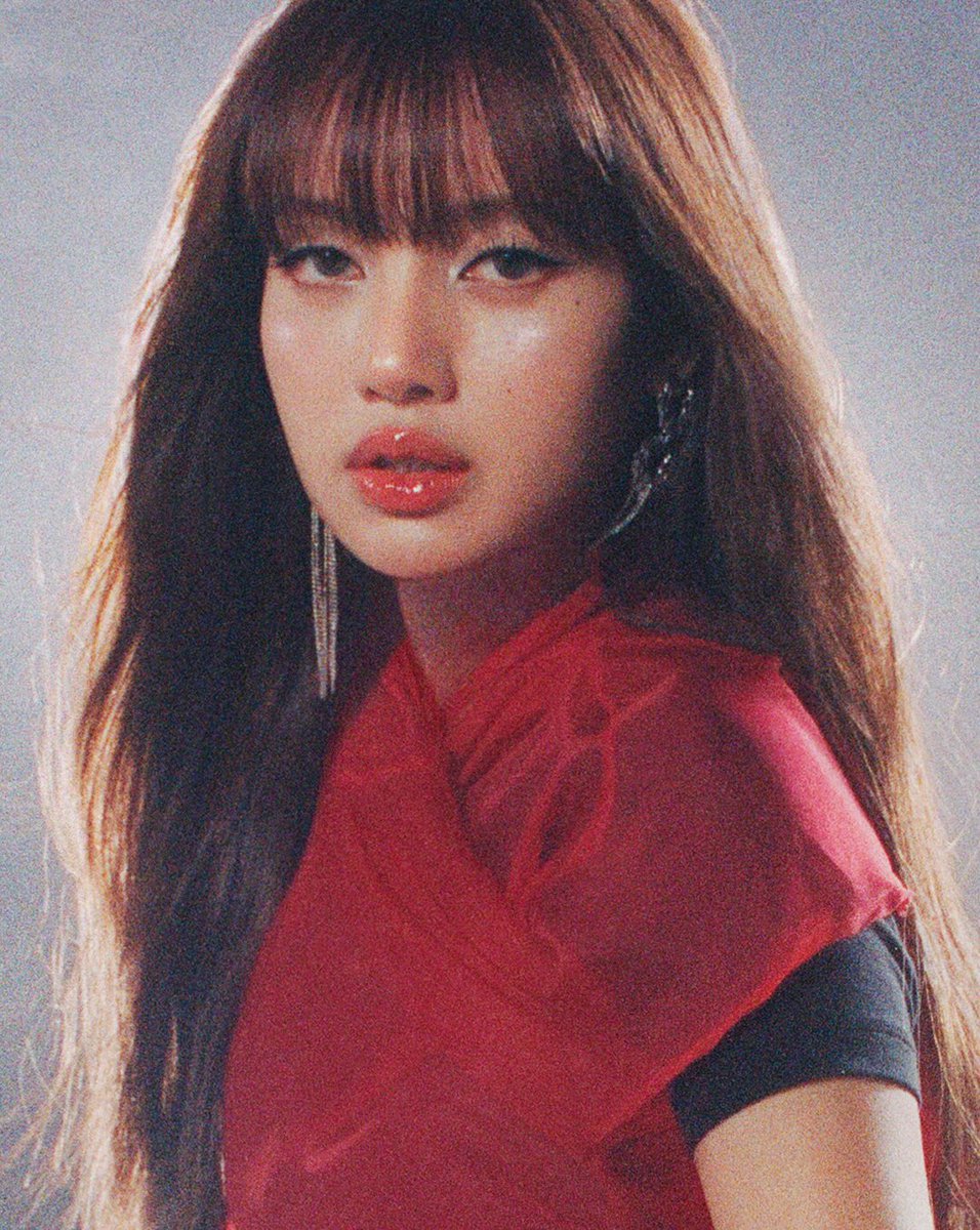 SoleRetriever's tweet photo. LANDED: LISA for the Nike Moon Shoe ☑️🌙

🗓️ October 1st https://t.co/H4nCYZDjnY