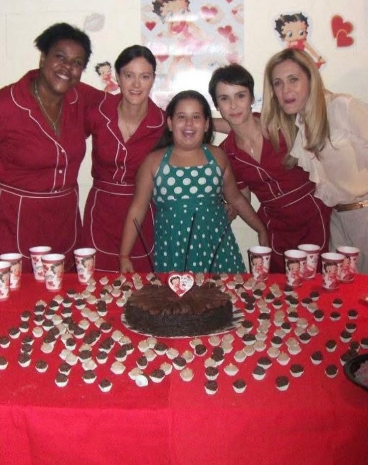 carmoits's tweet photo. meu deus q sonho de aniversário https://t.co/a0aQwVX7l9