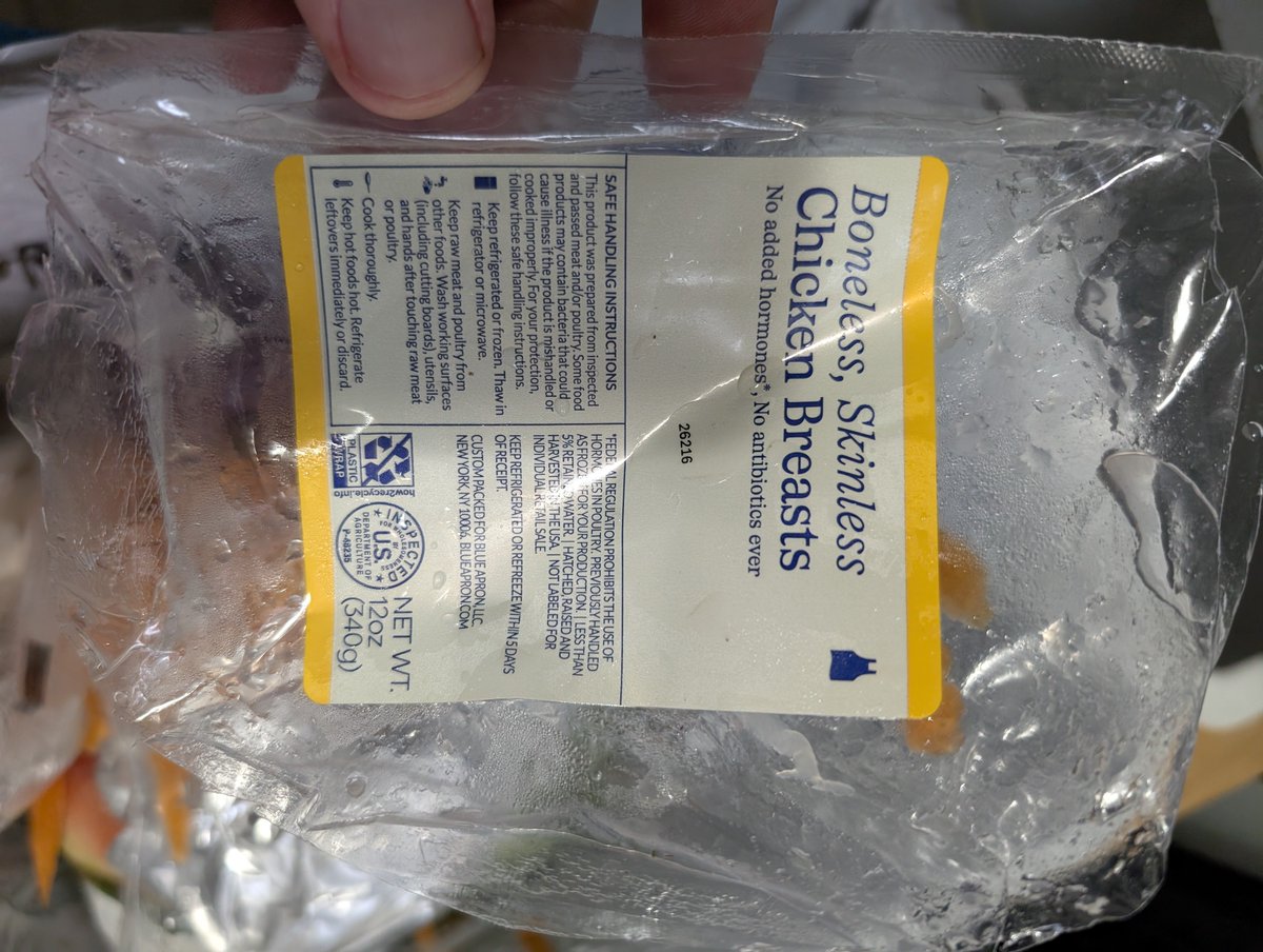 LGeorge0130's tweet photo. The new management company for #blueapron has been terrible. Every week there's something missing or a substitution. This takes the 🍰. Who knows how long they've been scamming us with thinly slicing the chicken as much as possible. #CustomerSupport #CustomerReview https://t.co/NQwPQzItpS