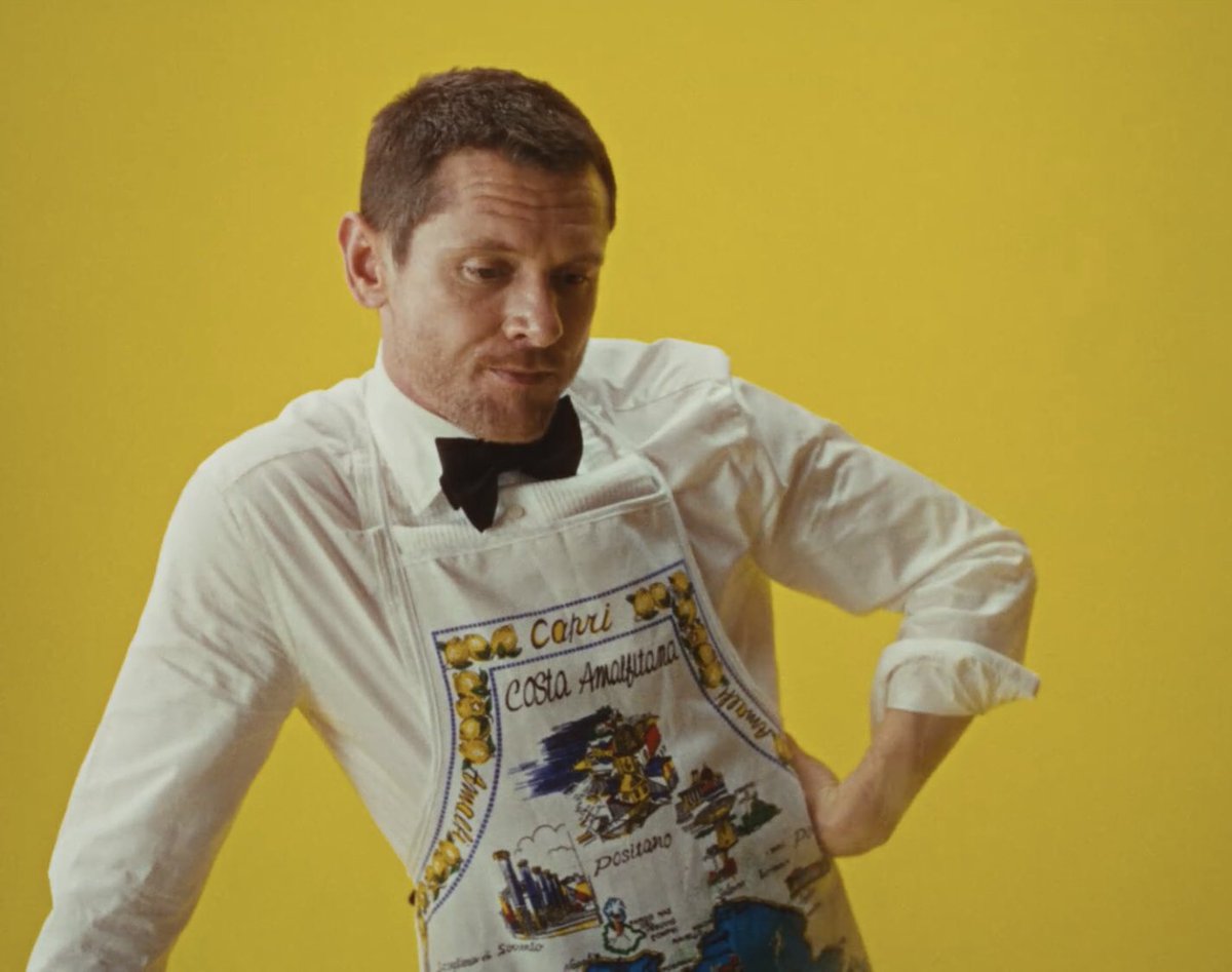 POORRXBIN's tweet photo. Why me, cooking. https://t.co/ZJJzOWIkej