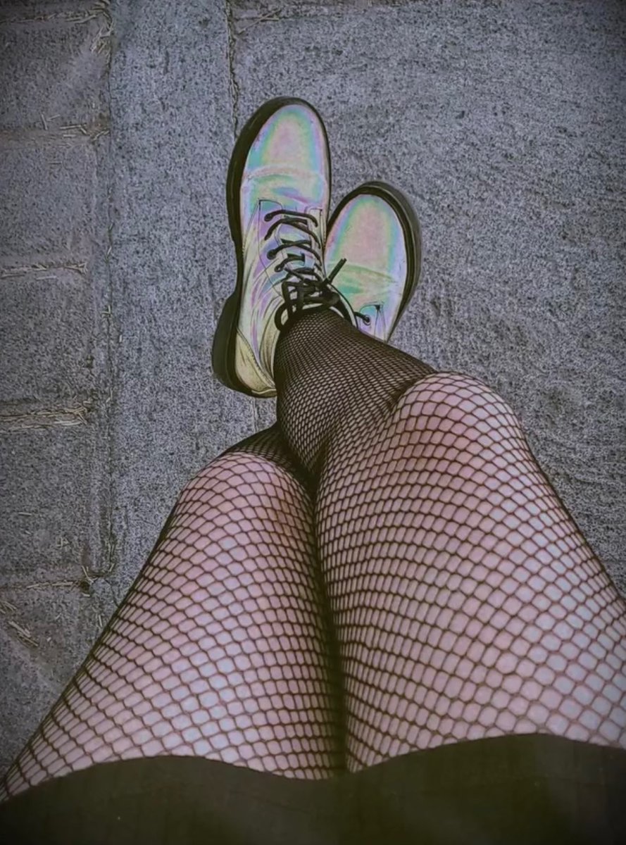 celntxx's tweet photo. Unos lindos aretitos
#MiercolesDeMorboYProvocación https://t.co/8glcRnHLvw