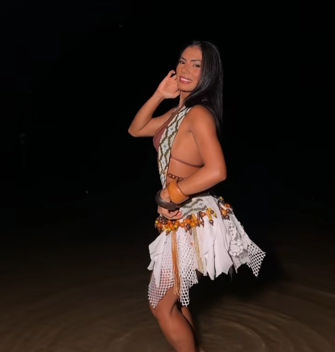 tamanco_marci's tweet photo. Nunca vou me acostumar com a beleza da mulher mais linda do mundo. 🤩💙 https://t.co/YqrDcMTiSx