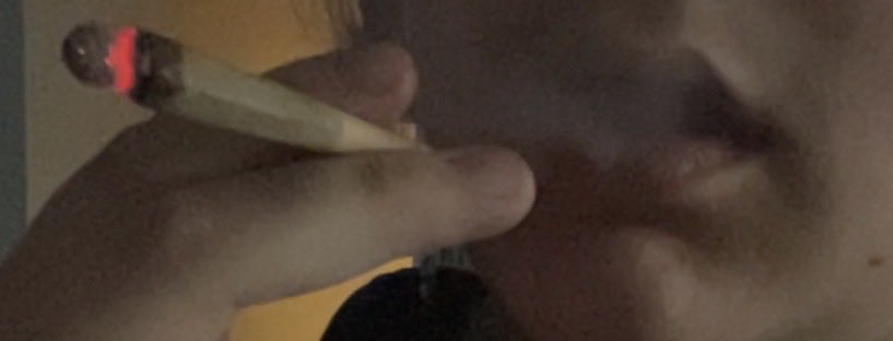 Beg4Sage's tweet photo. Who wants to smoke with me ❤️ https://t.co/KHBoEVixtB